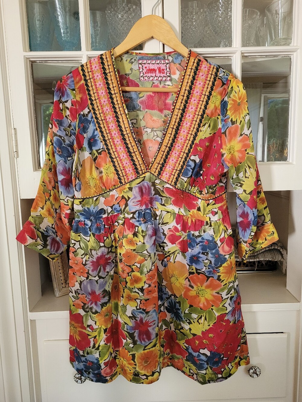 Johnny Was Floral Embroidered V Neck Tunic Top